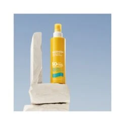 Biotherm Waterlover Sun Milky Spray SPF50, 200 Ml 7 Biotherm Waterlover Sun Milky Spray SPF50, 200 Ml -Clarins Salgsbutik a70e6f9f44a64a1d8ac4de949cea6f00fcb019c4