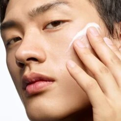 Yves Saint Laurent Pure Shots Light Up Brightening Serum, 30 Ml -Clarins Salgsbutik yves saint laurent pure shots light up brightening serum 30 ml 6